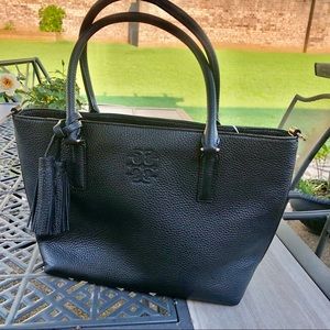 NWT Tory Burch Thea Small Convertible Tote Handbag